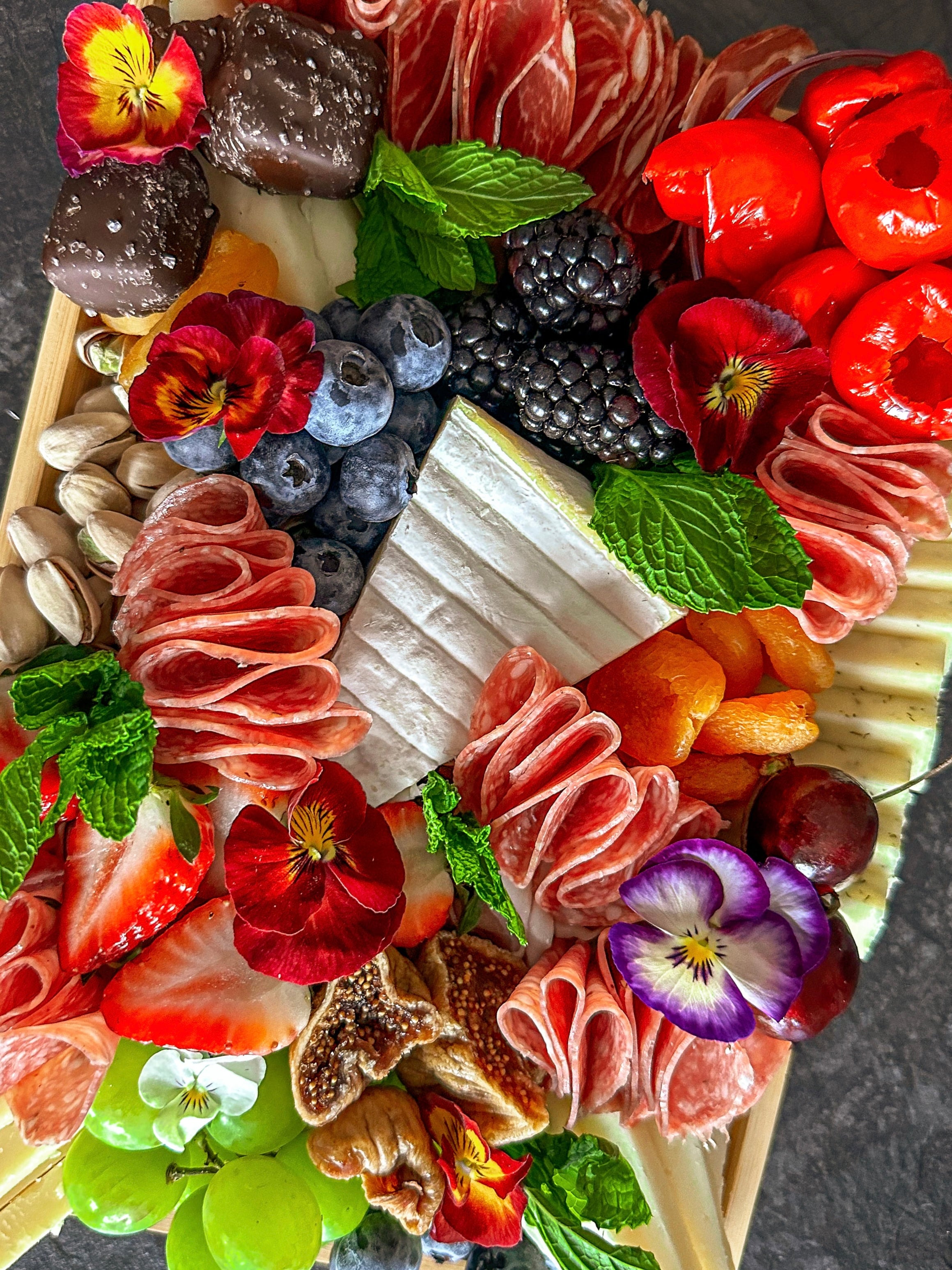 le-petite-graze-2-people-bellyfull-boards